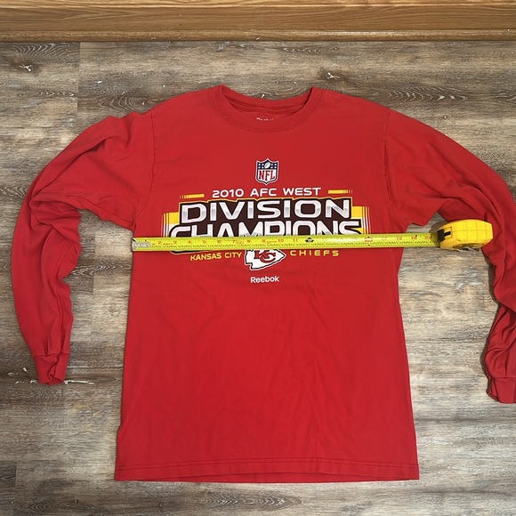 Kansas City Chiefs men’s M long sleeve 2010 AFC West champions red logo tshirt - Picture 6 of 9